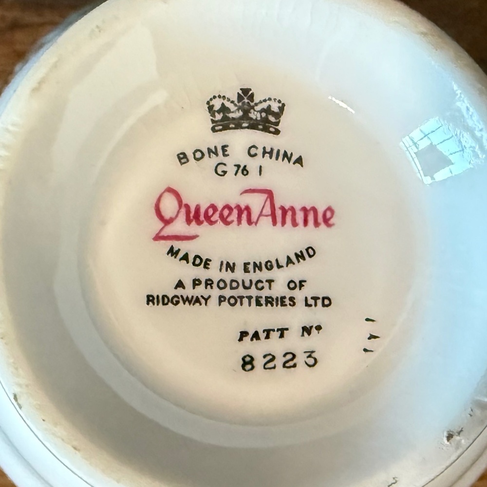 Queen Anne Bone China Tea Cup Floral - Picture 10 of 12